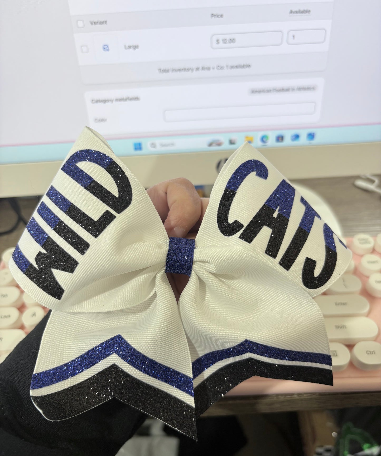 Wildcats Bow